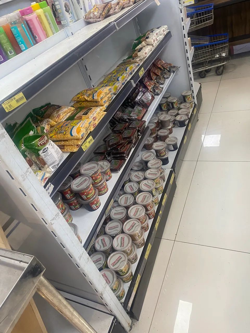 Vendo gôndolas para mini mercado duas central e duas de parede - Foto 3