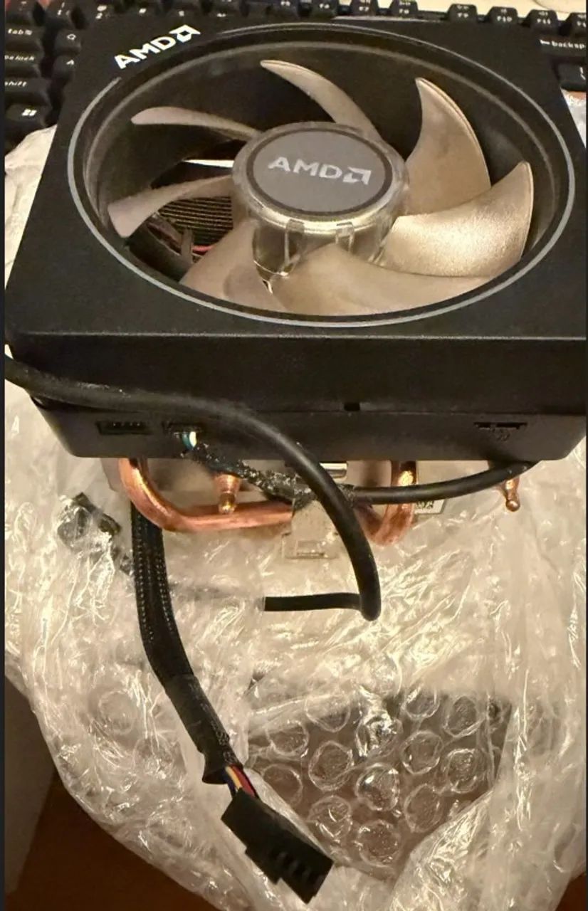 Processador AMD Ryzen 7 3800X - Foto 2