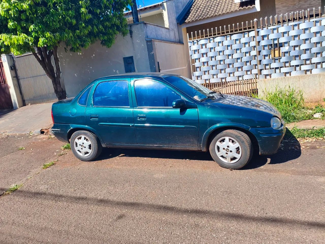 Chevrolet Corsa Sedan GLS 1.6 MPFI 4P 1998
