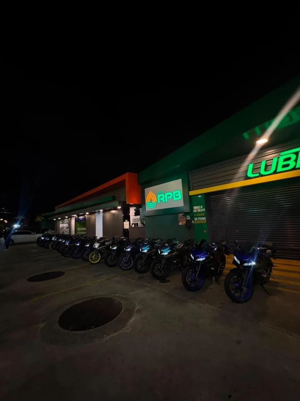 Yamaha R15 - Linda e super conservada!  - Foto 3