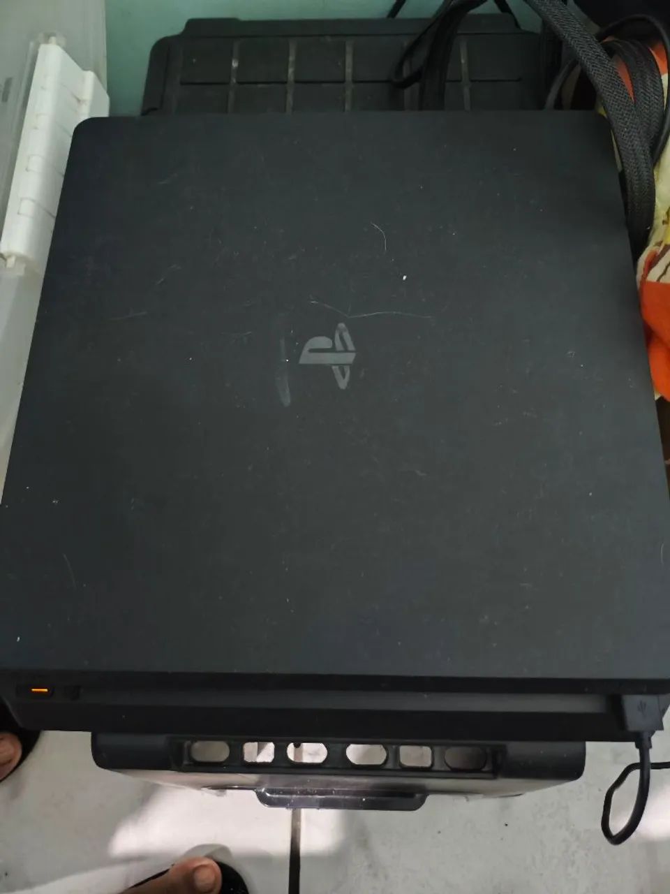 Ps4 slim 1tb