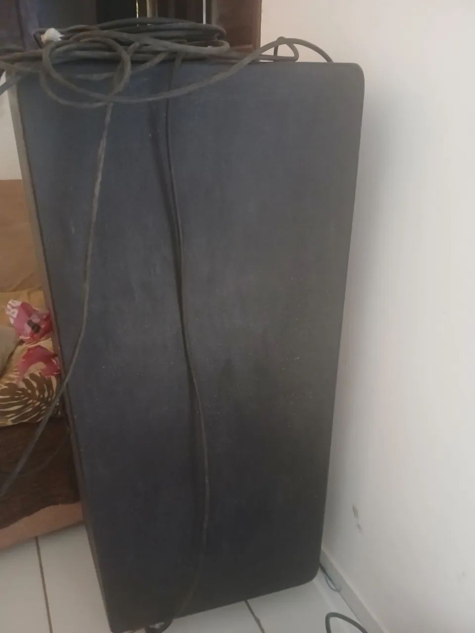 Vendo caixa de som e mesa completo - Foto 2
