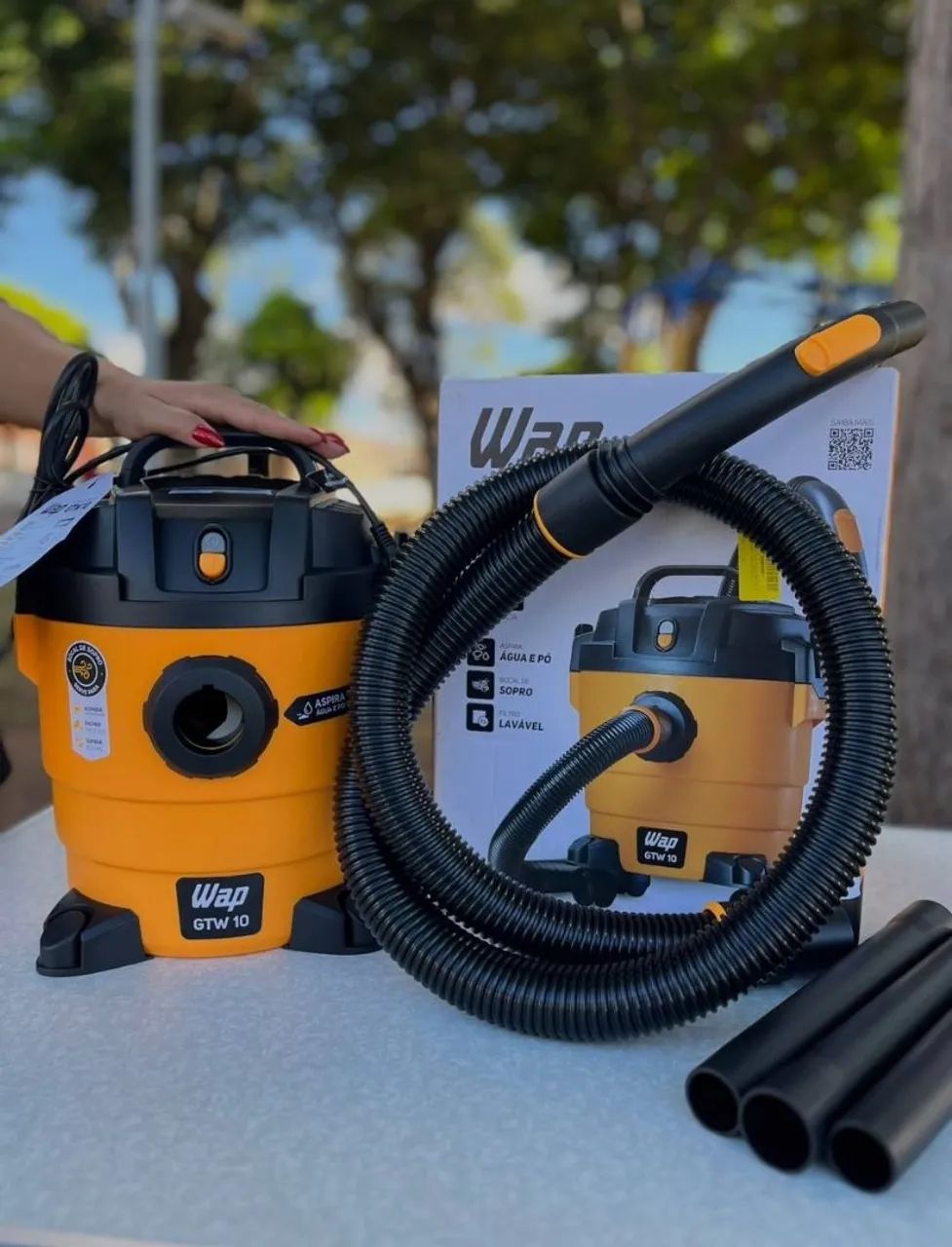 Aspirador de pó e água Wap 1400w novo