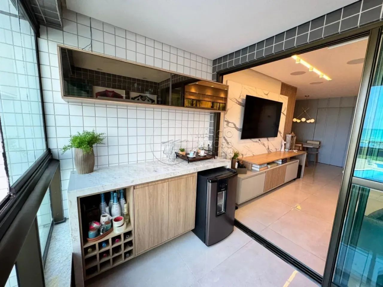 Apartamento Beira-mar com 3 Suítes e Varanda Gourmet à venda no Evolution - Foto 3