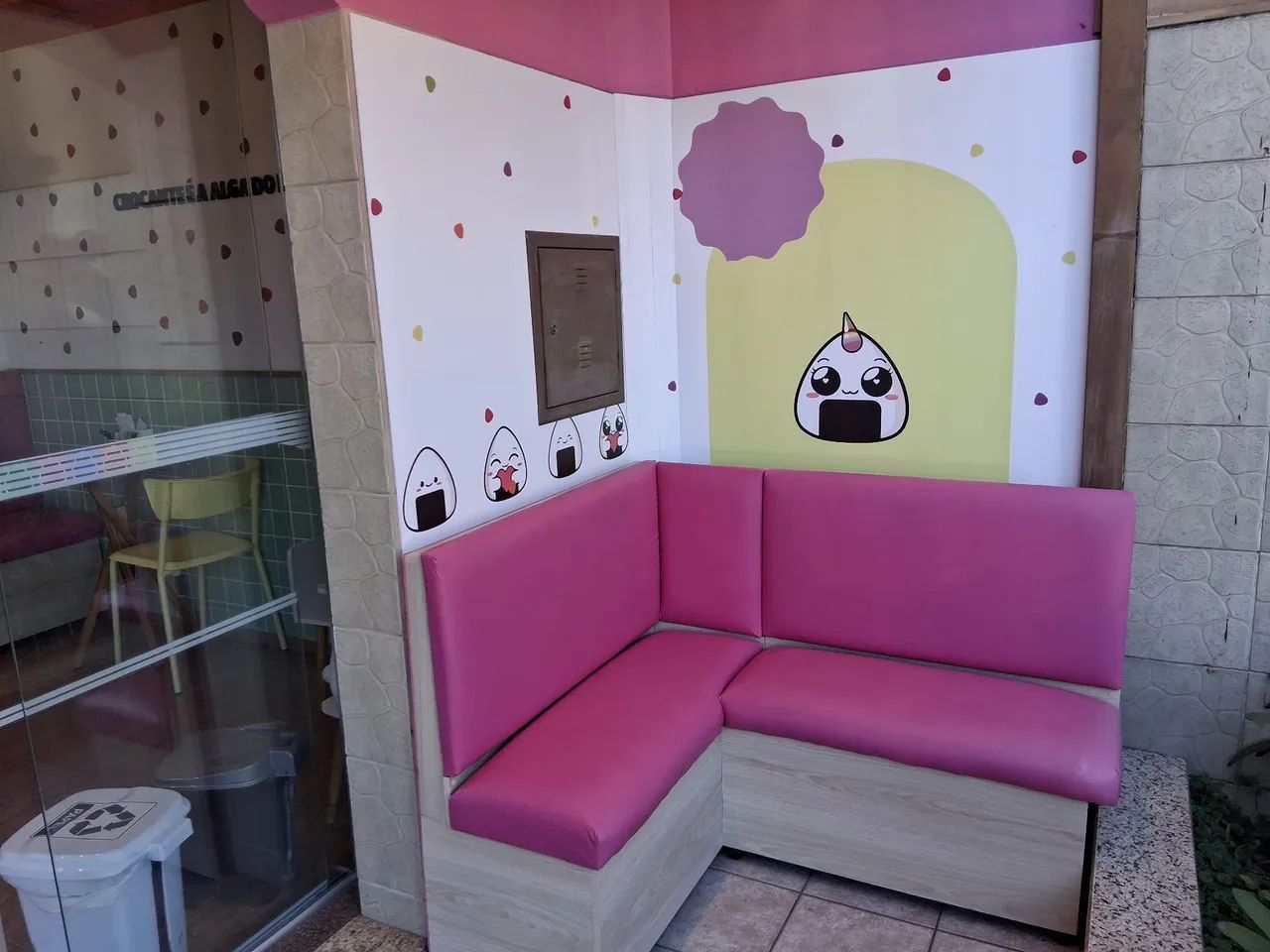 Sofa booth medindo 1,20 promoção 1,600 o conjunto  - Foto 4