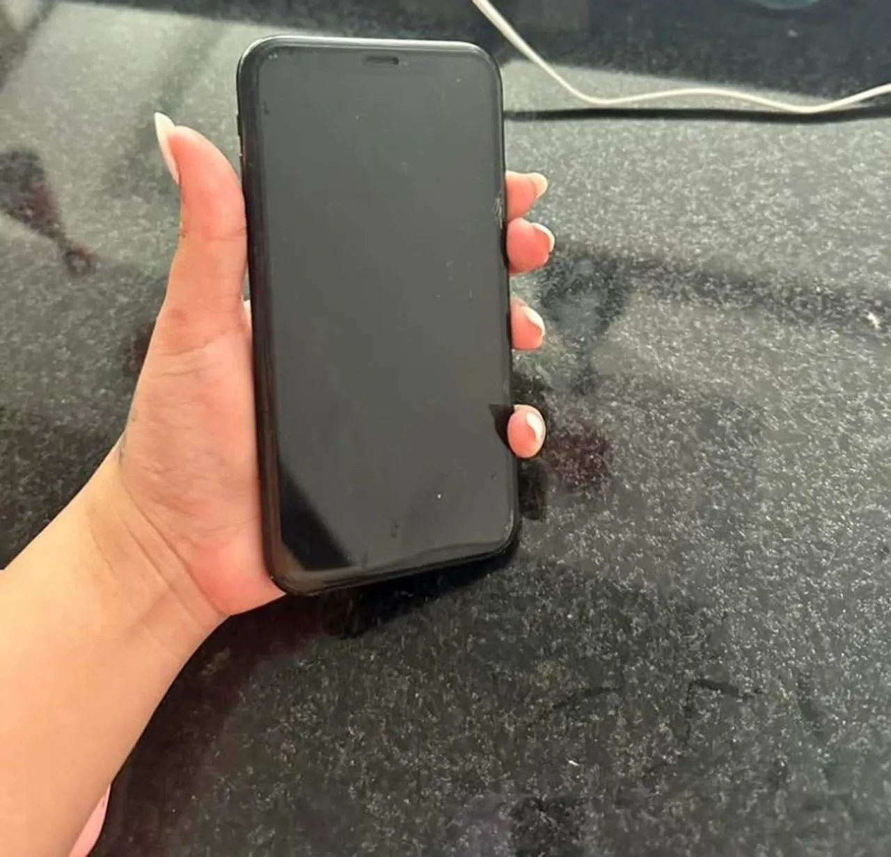 iPhone XR - 64 gb (vender ligeiro) - Foto 2