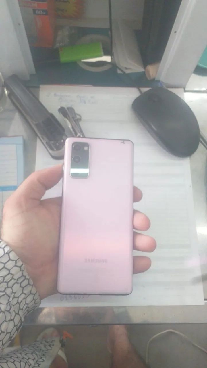 O Samsung Galaxy S20 FE 5G
