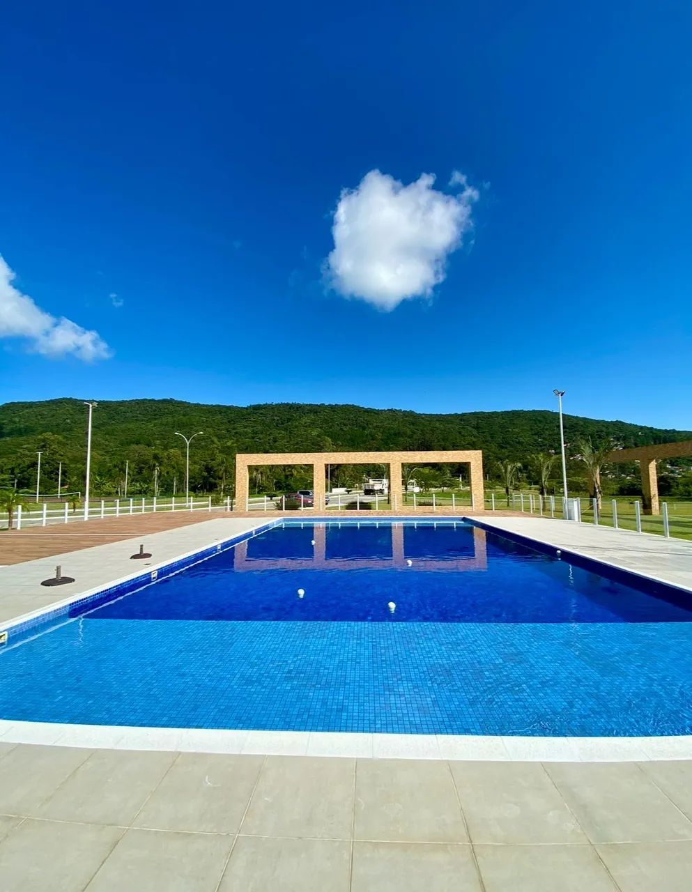 Terreno em Condomínio com Lazer de Resort e Lago Privativo - Foto 5