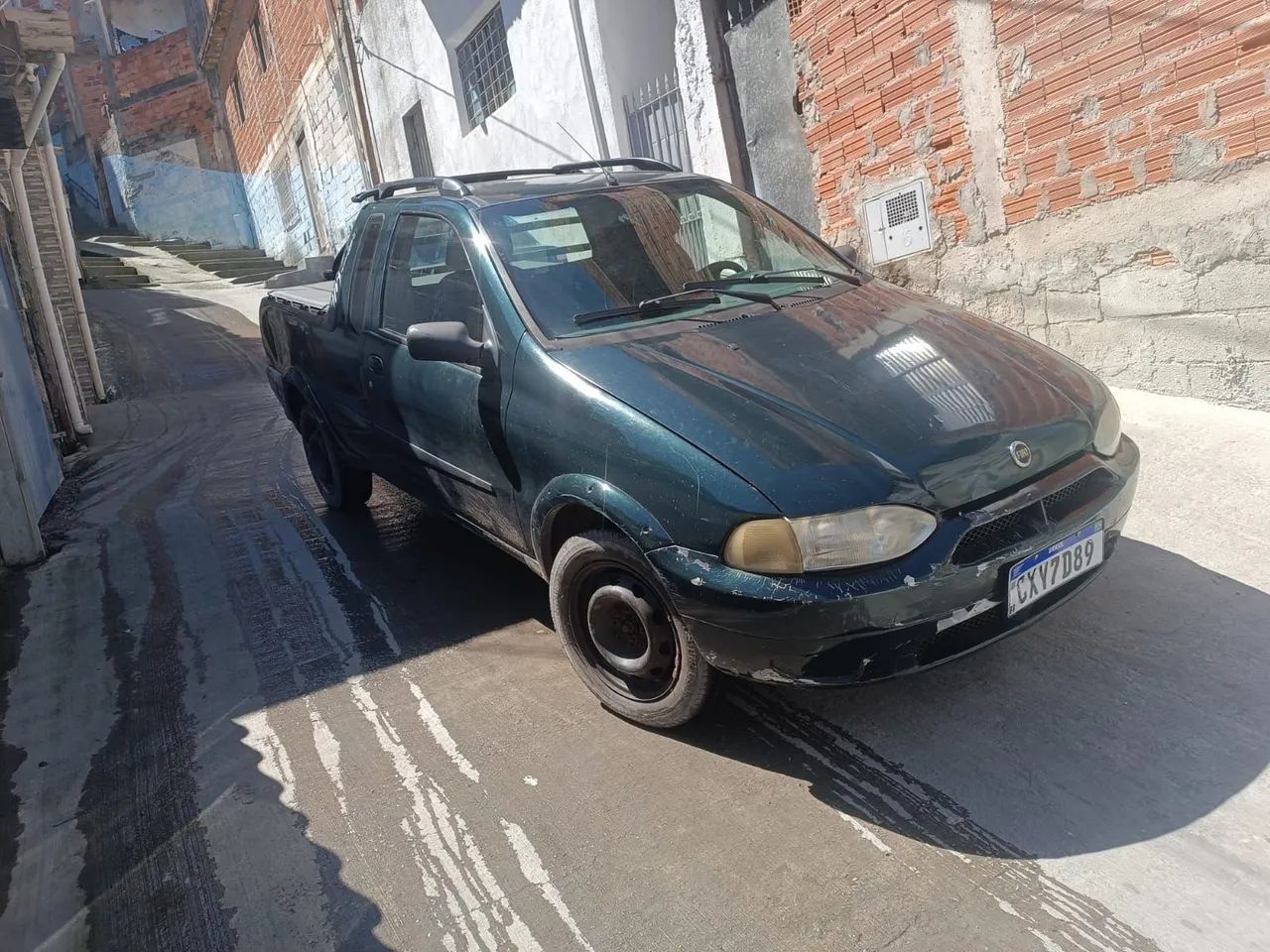 Fiat Strada Working 1.5 MPI 8V CE (álcool) 2001