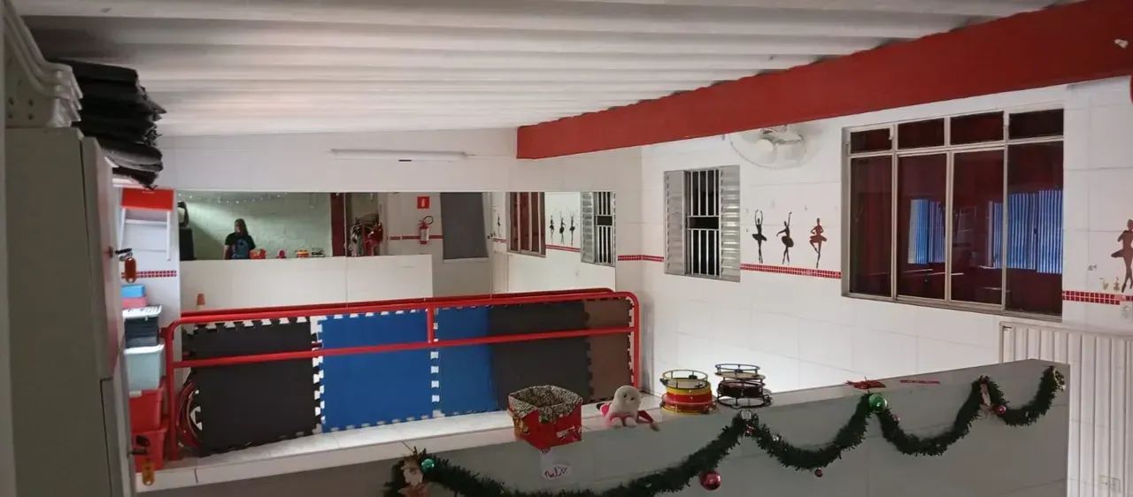 Casa para aluguel tem 400 metros quadrados com 9 quartos - Foto 4