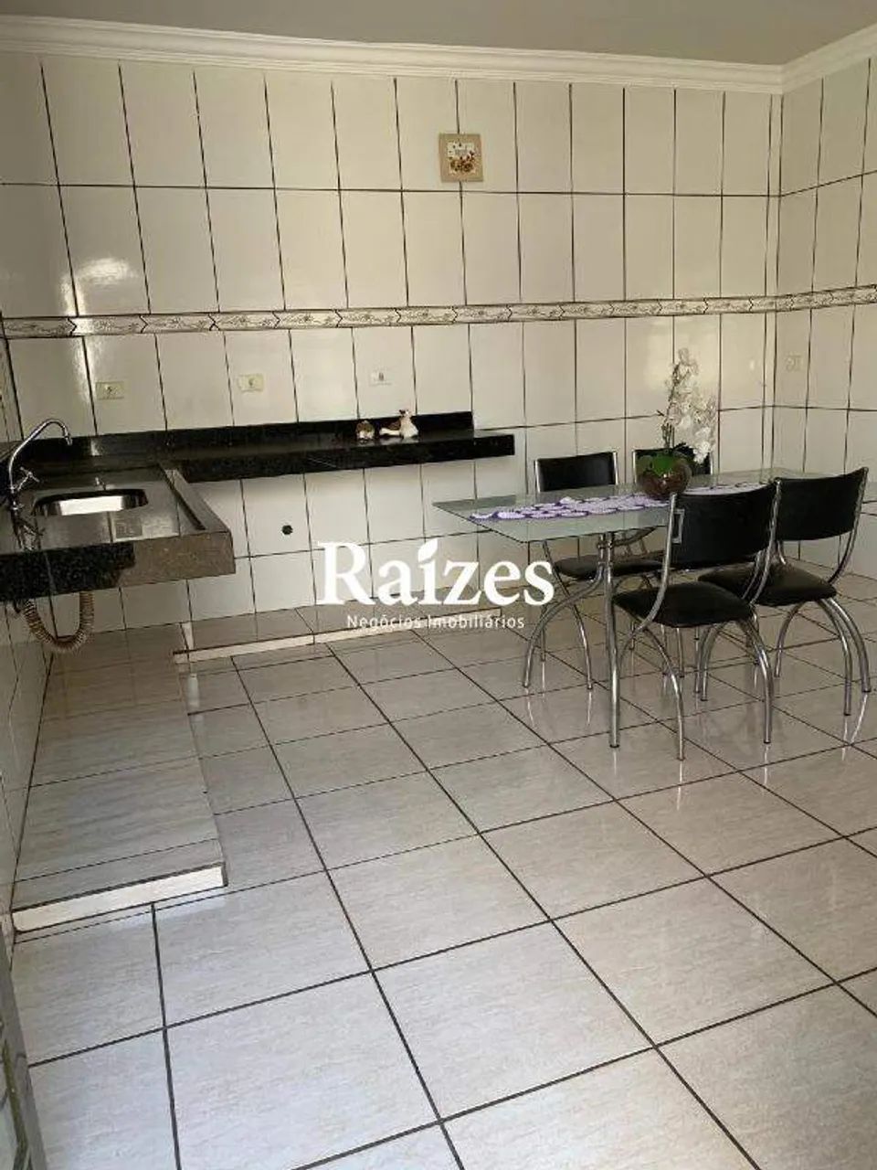 Casa com cômodo comercial independente no Bairro Pacaembu em Uberlândia - Foto 4