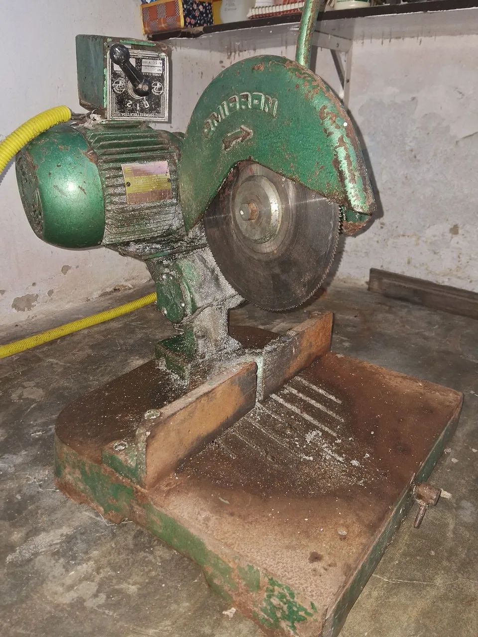 Máquina de corte de alumínio com disco liso. - Foto 3