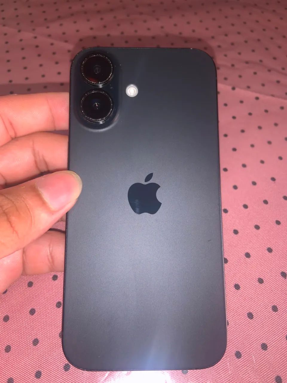 Vendo iPhone 16 ou troco apenas 4 meses de uso 