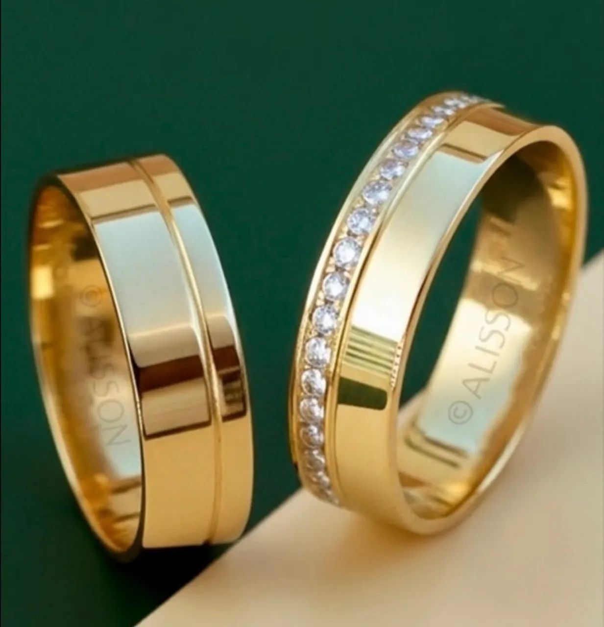 Par de alianças em Ouro 18k 