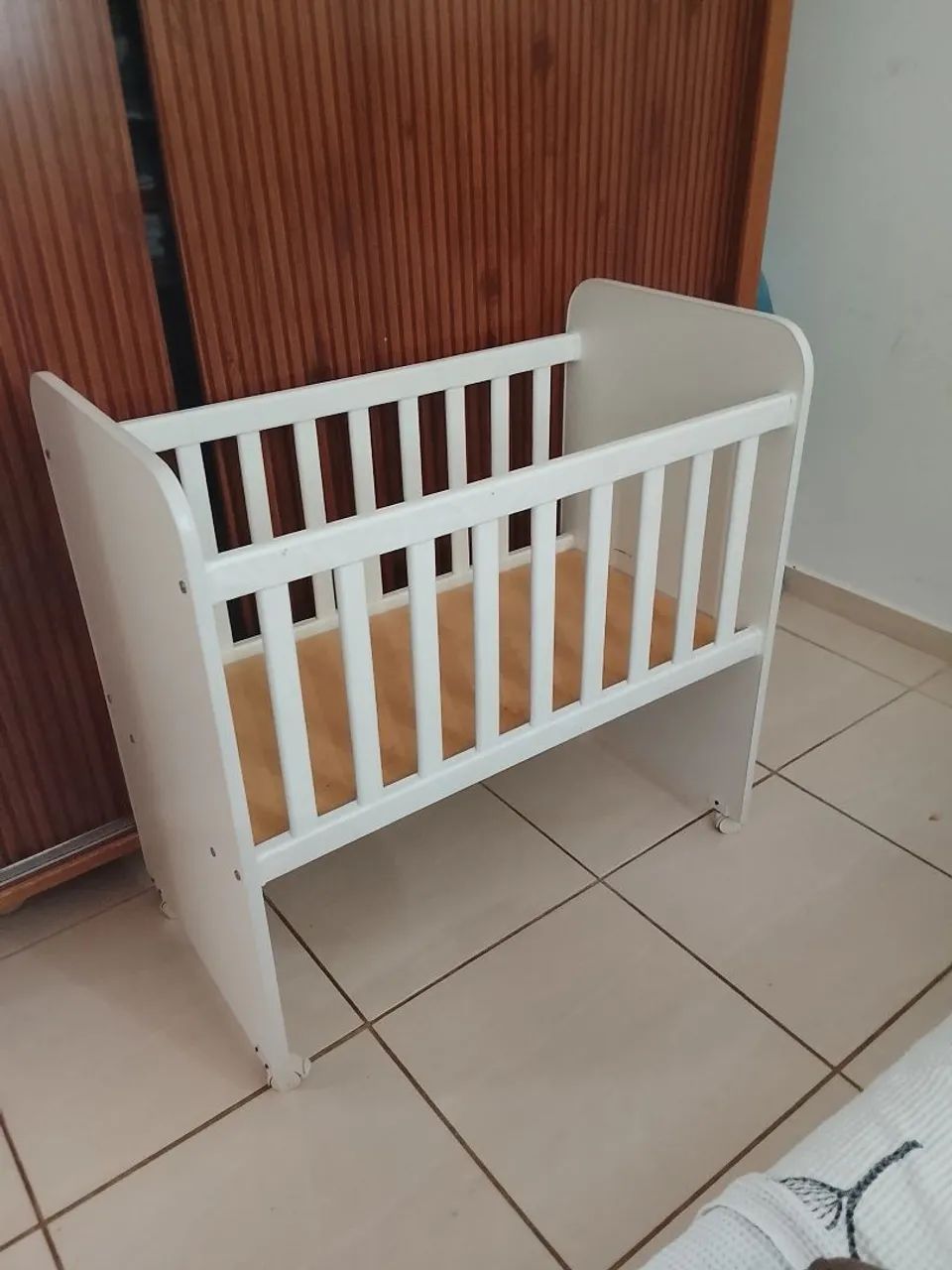 Mini berço ,com colchão !