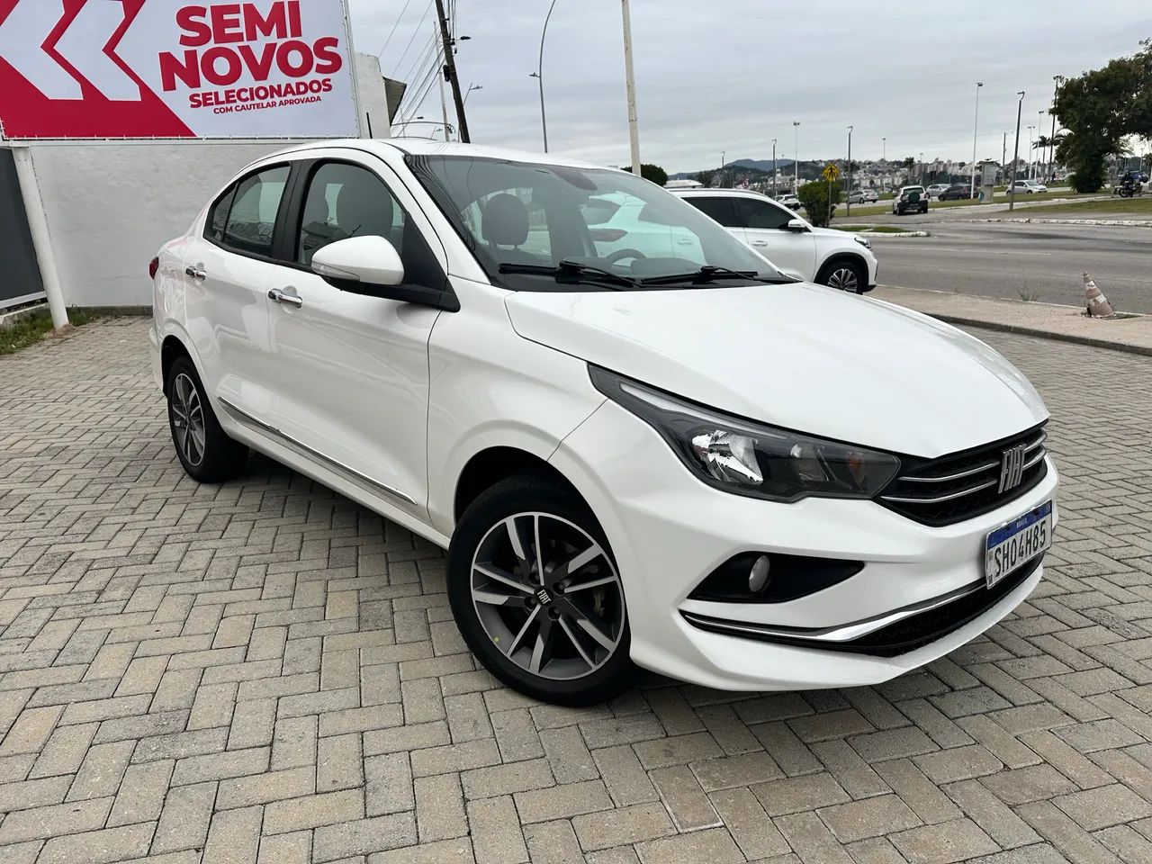 Fiat Cronos Precision 1.3 16V Flex Aut. 2023 - Foto 2
