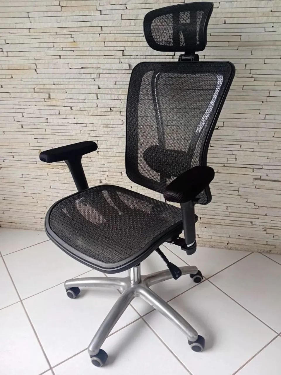 Cadeira de escritório Ergonômica 