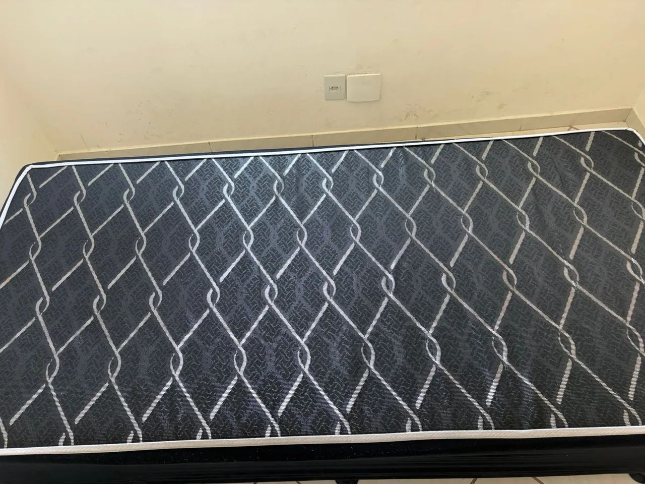 Vende-se Cama e ventilador  - Foto 2