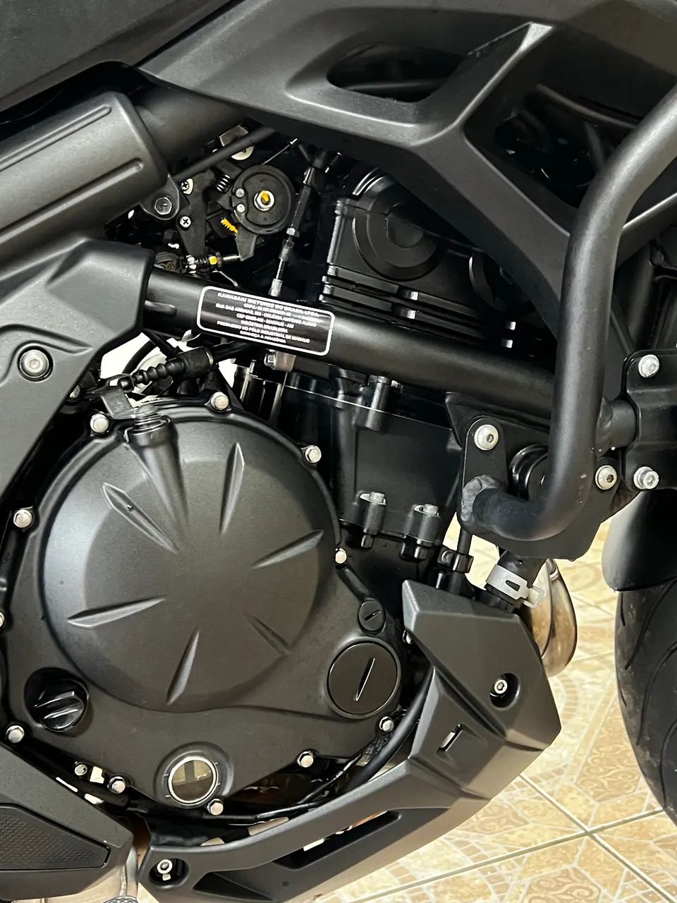 Versys 650 2023 - Foto 3