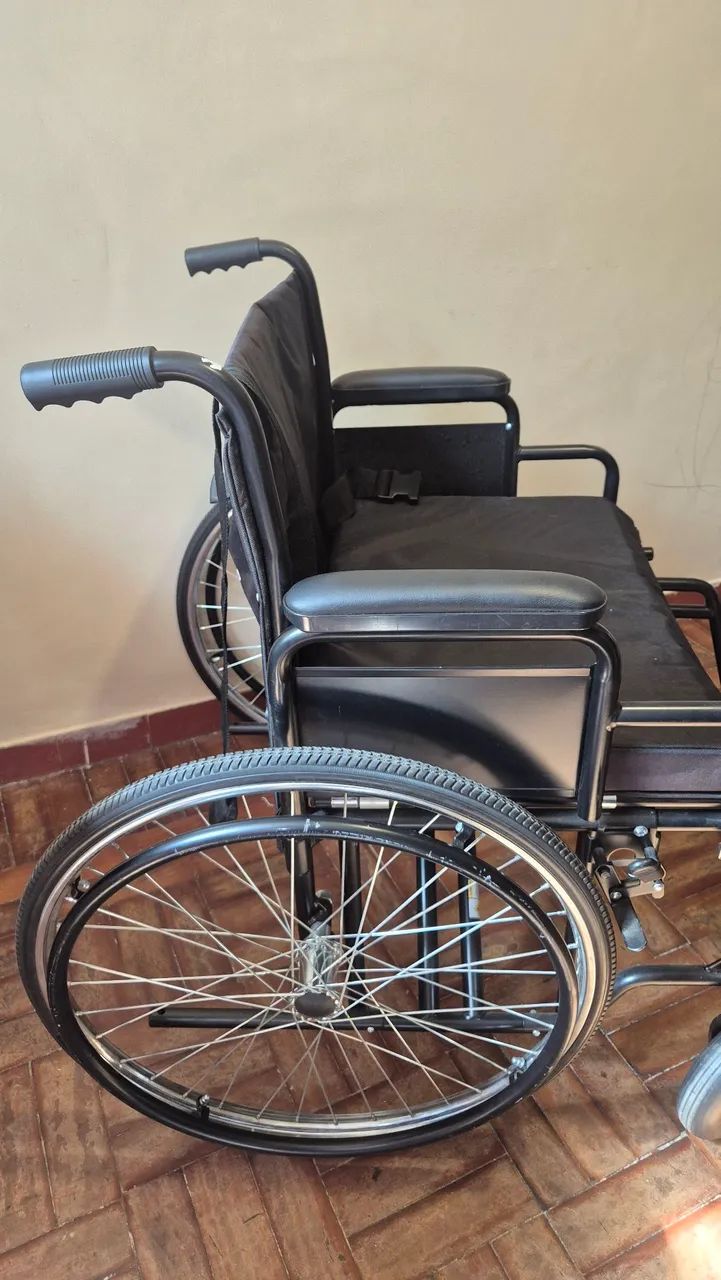 CADEIRA DE RODAS DELLAMED - Foto 2