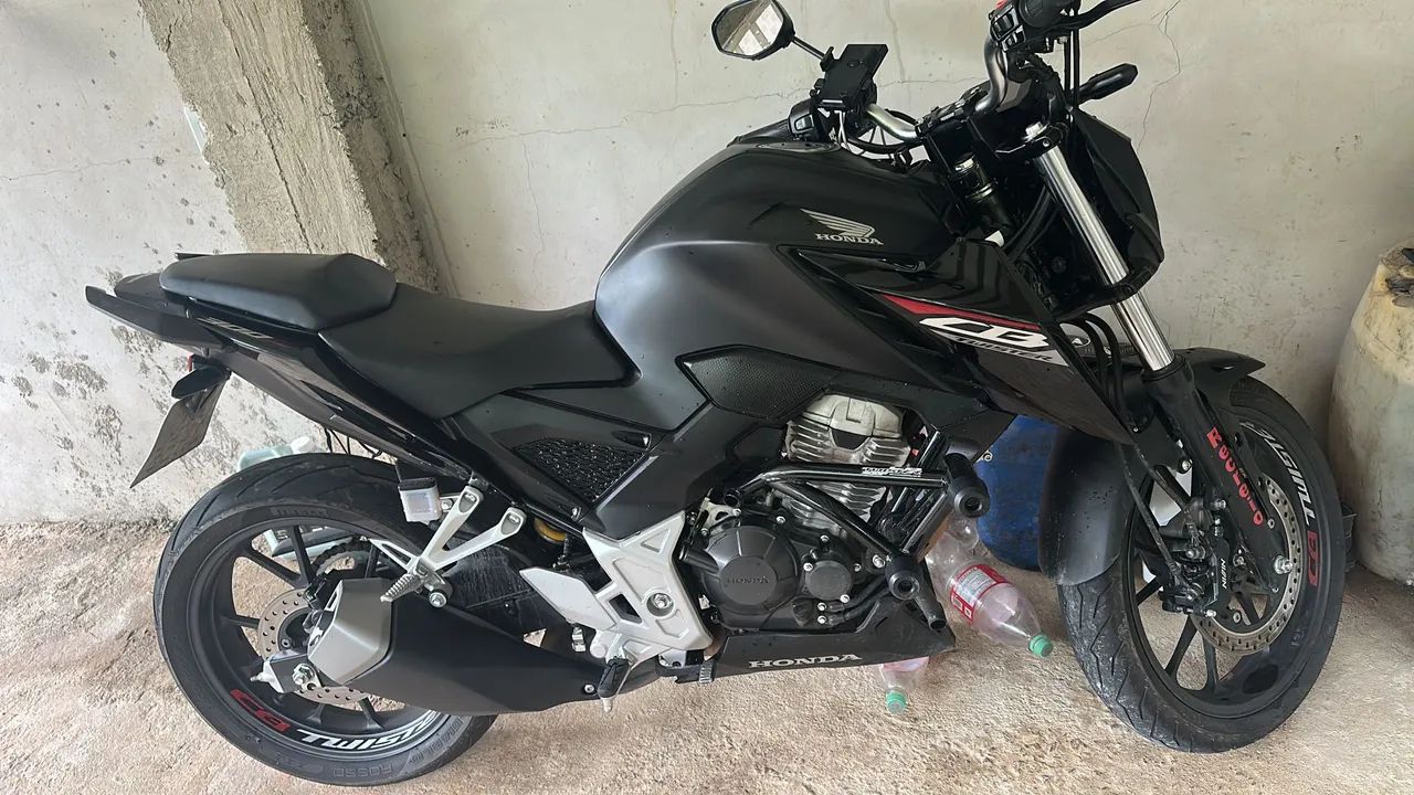 Vendo CB300F - Foto 2