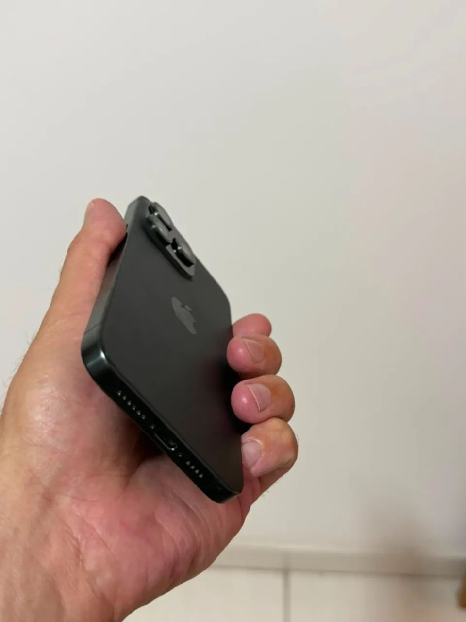 iPhone 15 Pro Max 512GB Black Titanium - (Todo Original)  - Foto 5