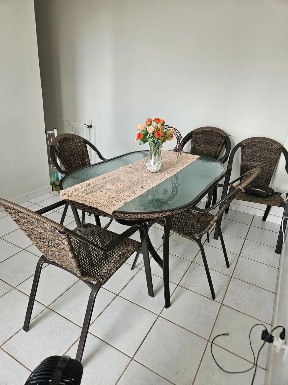 Conjunto de mesa e cadeiras de jardim  - Foto 2