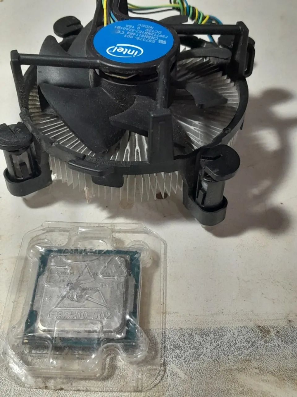 Processador i3 6320 sexta e sétima geração já vai com cooler funcionando perfeitamente  - Foto 3