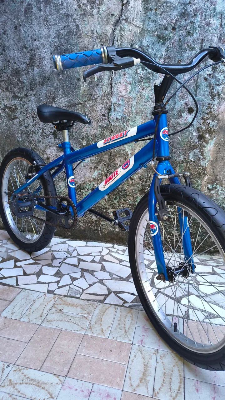 Bicicleta Infantil aro 20 (ESTADO NOVA)