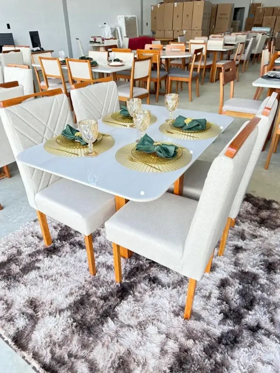 Mesa de Jantar 4 Cadeiras - Moderna e Elegante