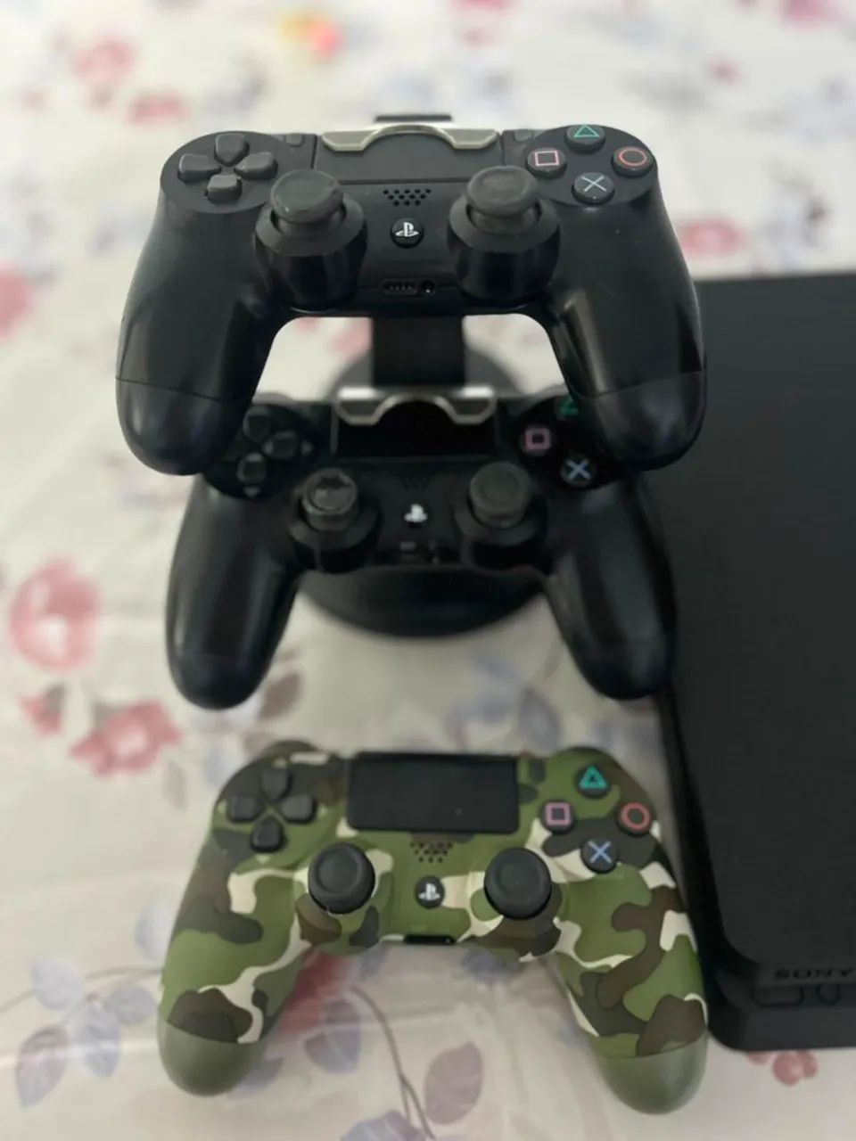 PS4 Slim - 1TB - Foto 3