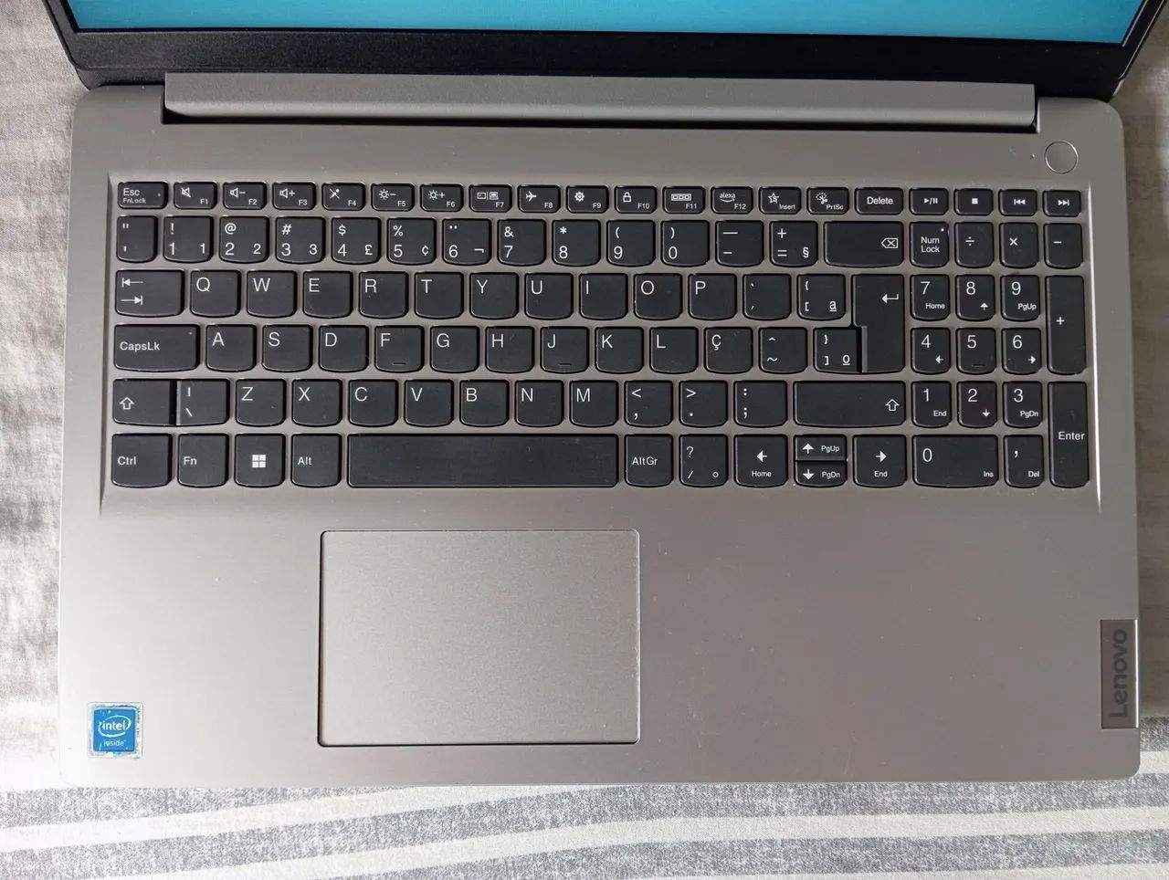 VENDO NOTEBOOK LENOVO INTEL CELERON N4020 4 GB 128 SSD NVME - Foto 5