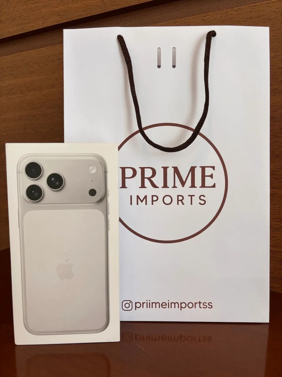 iPhone 17 Pro Max 256Gb - Prata