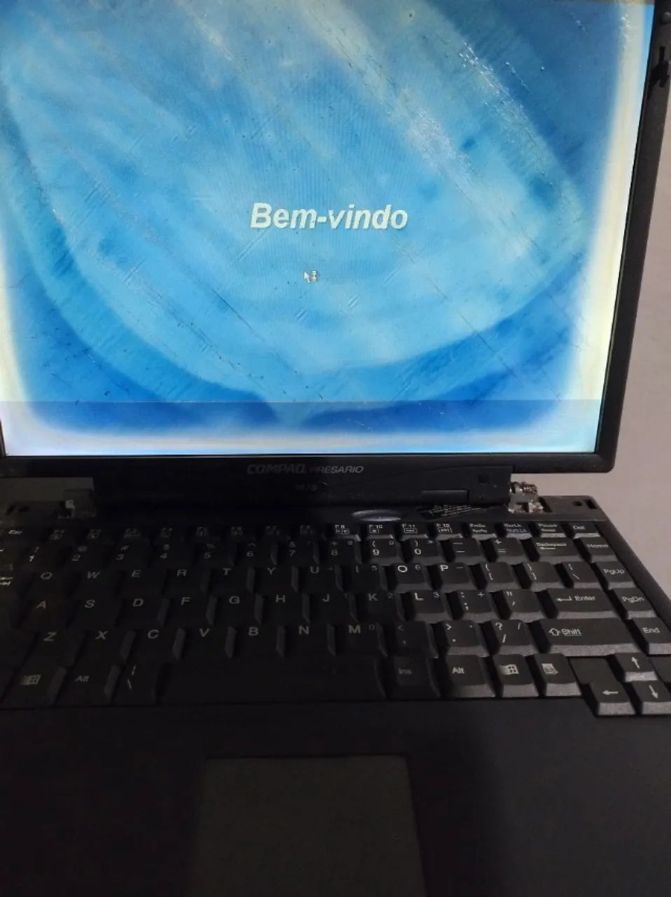 Notebook anos 90 funcionando perfeitamente 