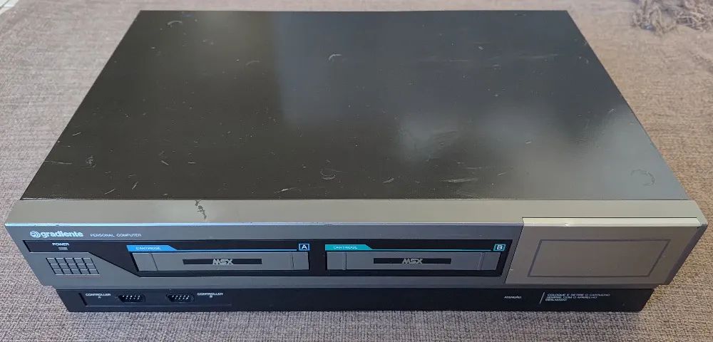 Computador MSX Gradiente, modelo Expert C-1, com 64KB Ram - Ruim / Para Conserto