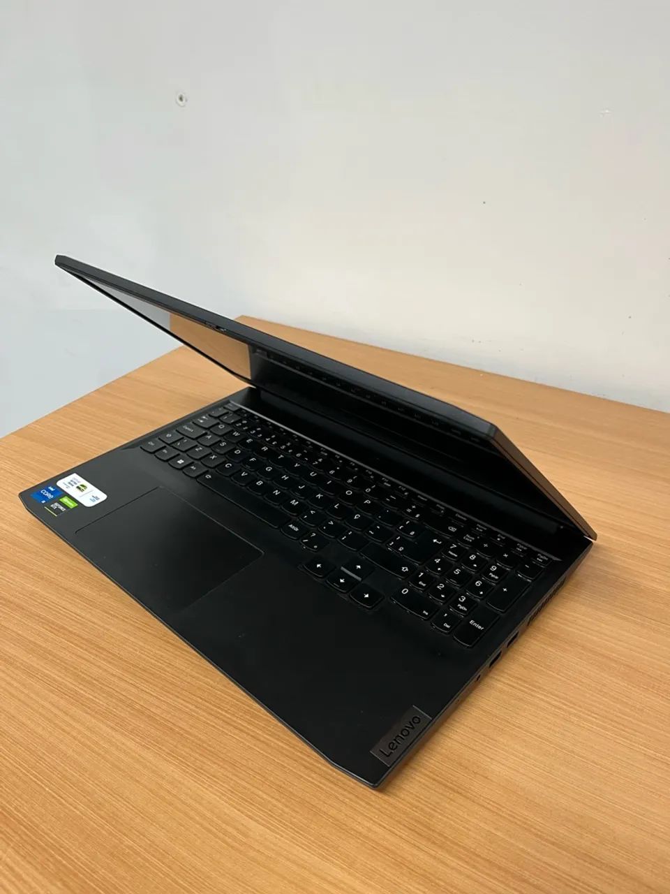 Notebook Gamer Lenovo  - Foto 3