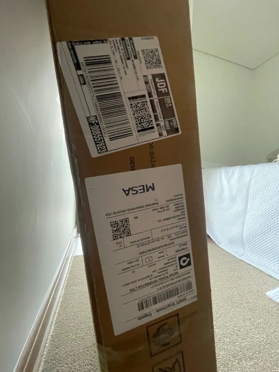MESA GAMER PICHAU ( REGULAGEM ELETRÔNICA)
