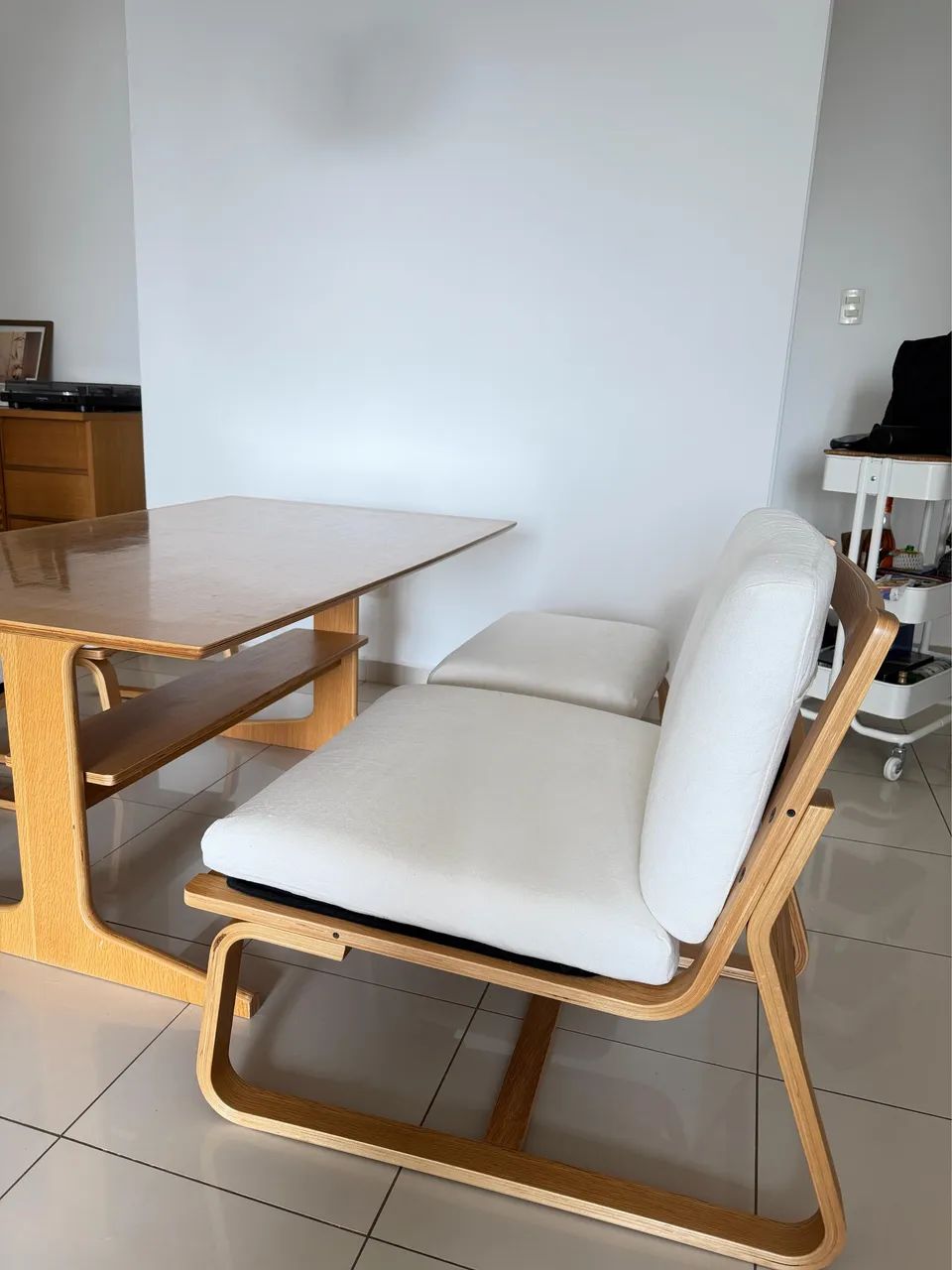 Mesa de Jantar 4 lugares japonesa (Muji)