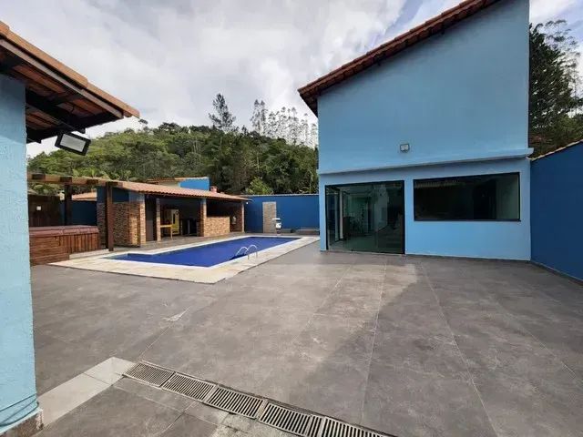 Excelente casa com piscina  próximo ao centro de Juquitiba - Foto 5