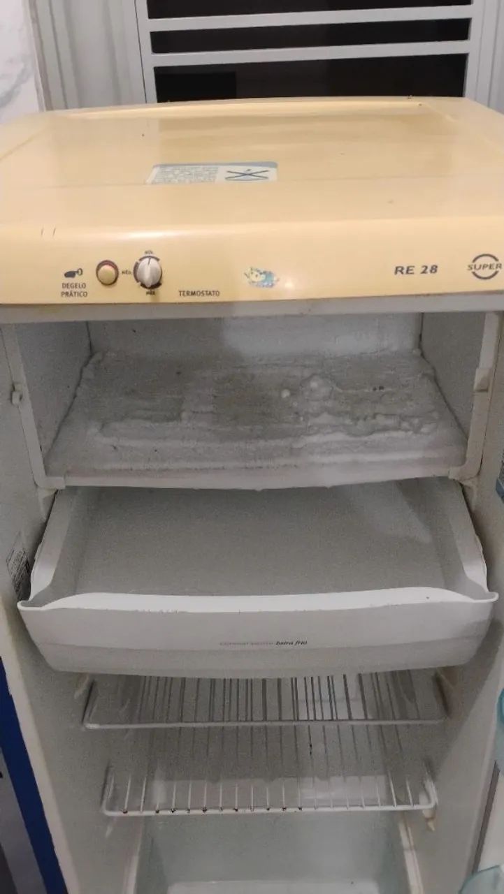 Geladeira em perfeito funcionamento (negociável) - Foto 5