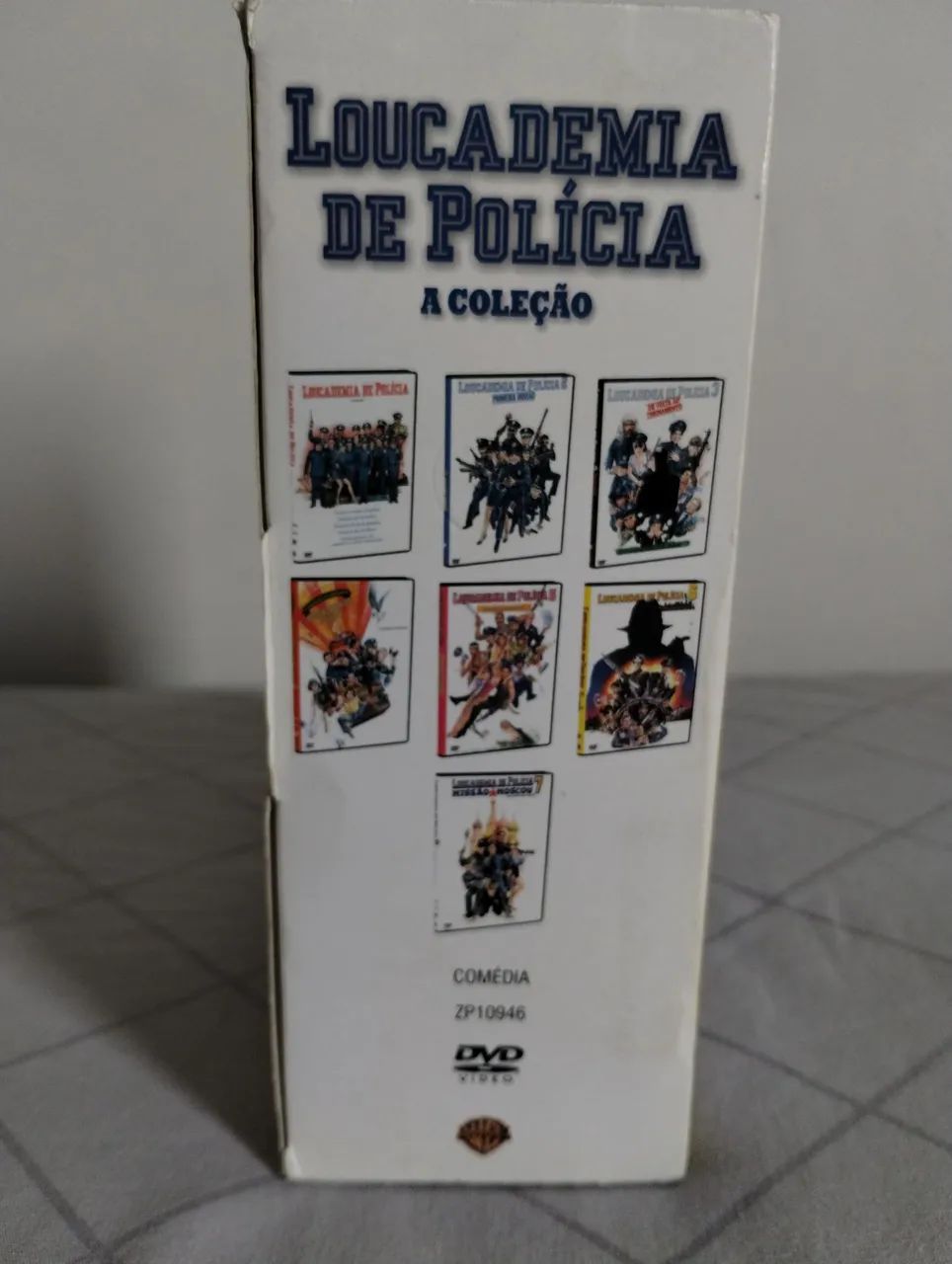 Dvd box loucademia de polícia - a coleção - Foto 3