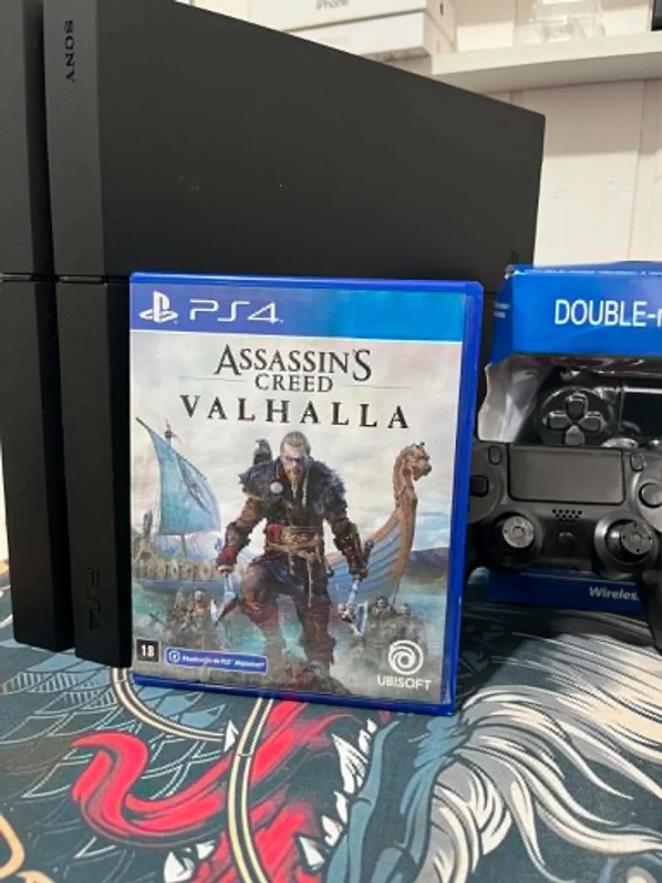 PS4 COMPLETO + 2 CONTROLES + ASSASSIN?S CREED VALHALLA  - Foto 2