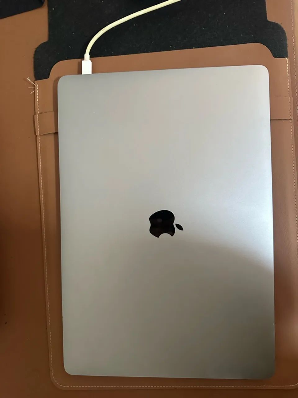 MacBook Pro 15 Pol - 2017 i7 16 GB RAM SSD 256 GB  - Foto 2