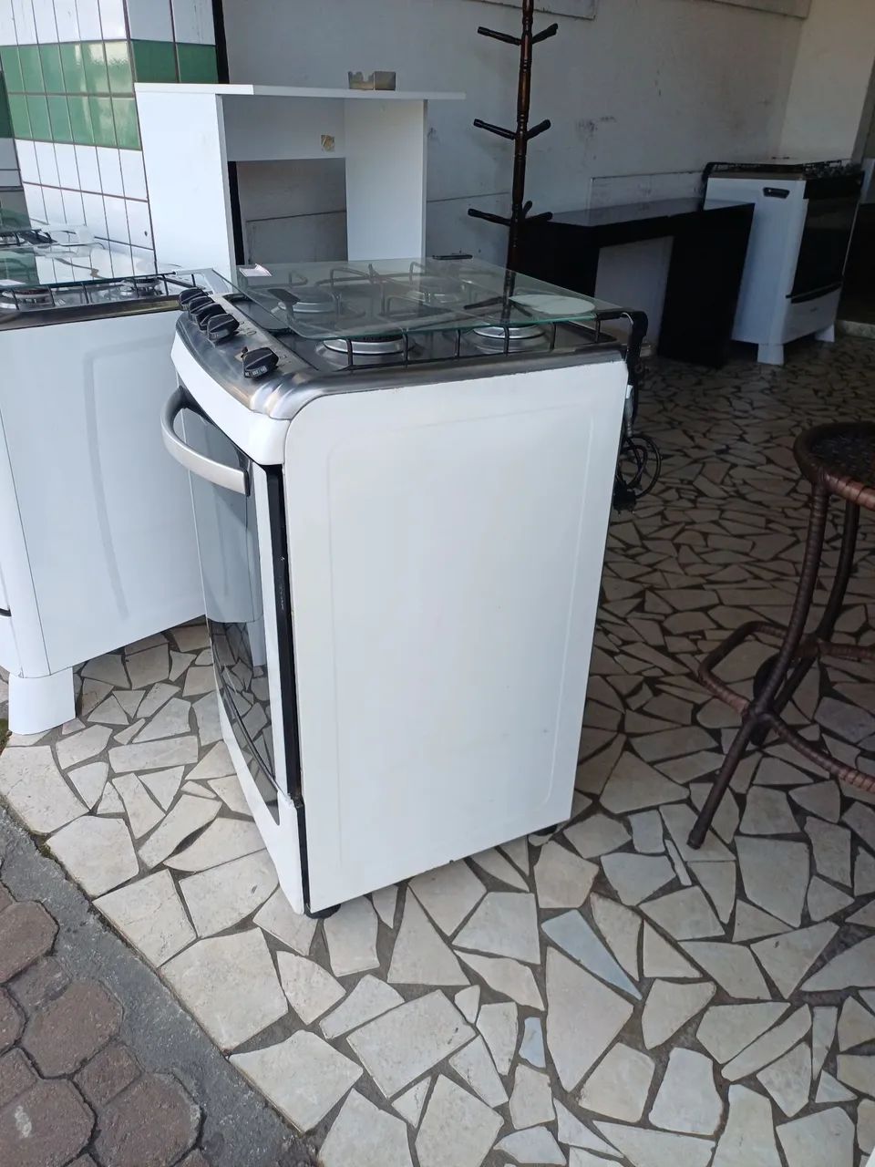 Fogão electrolux 4 bocas automático  - Foto 2