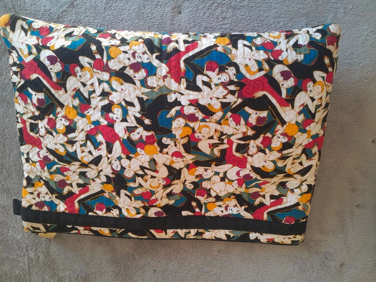Necesser Carolina Herrera