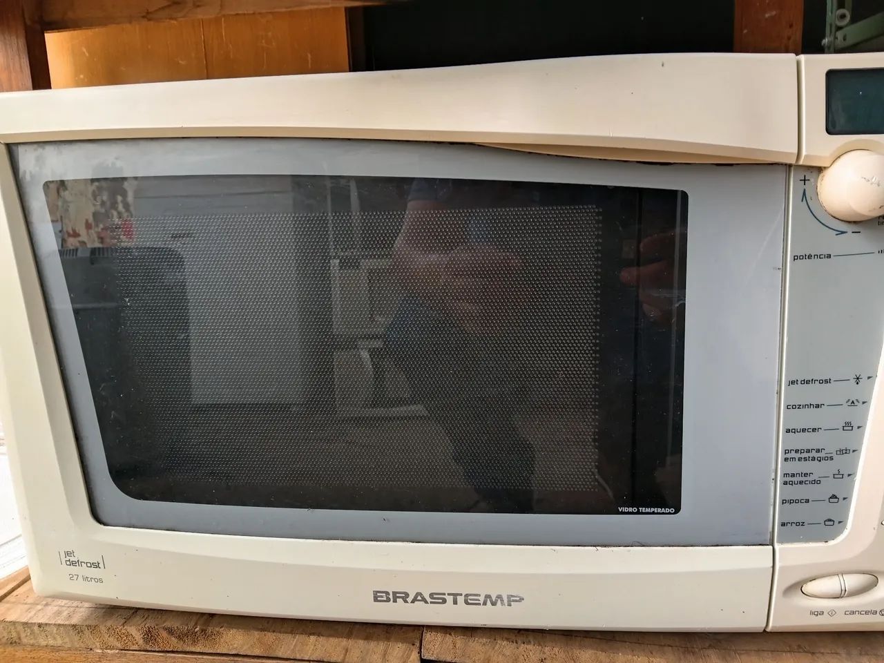 Micro-ondas funcionando 150,00