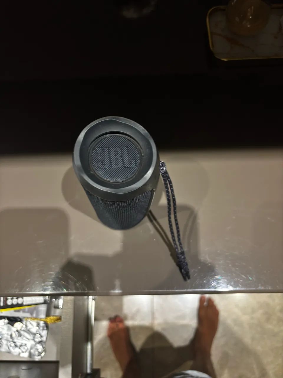 Vendo caixinha de som flip 4 original - Foto 2