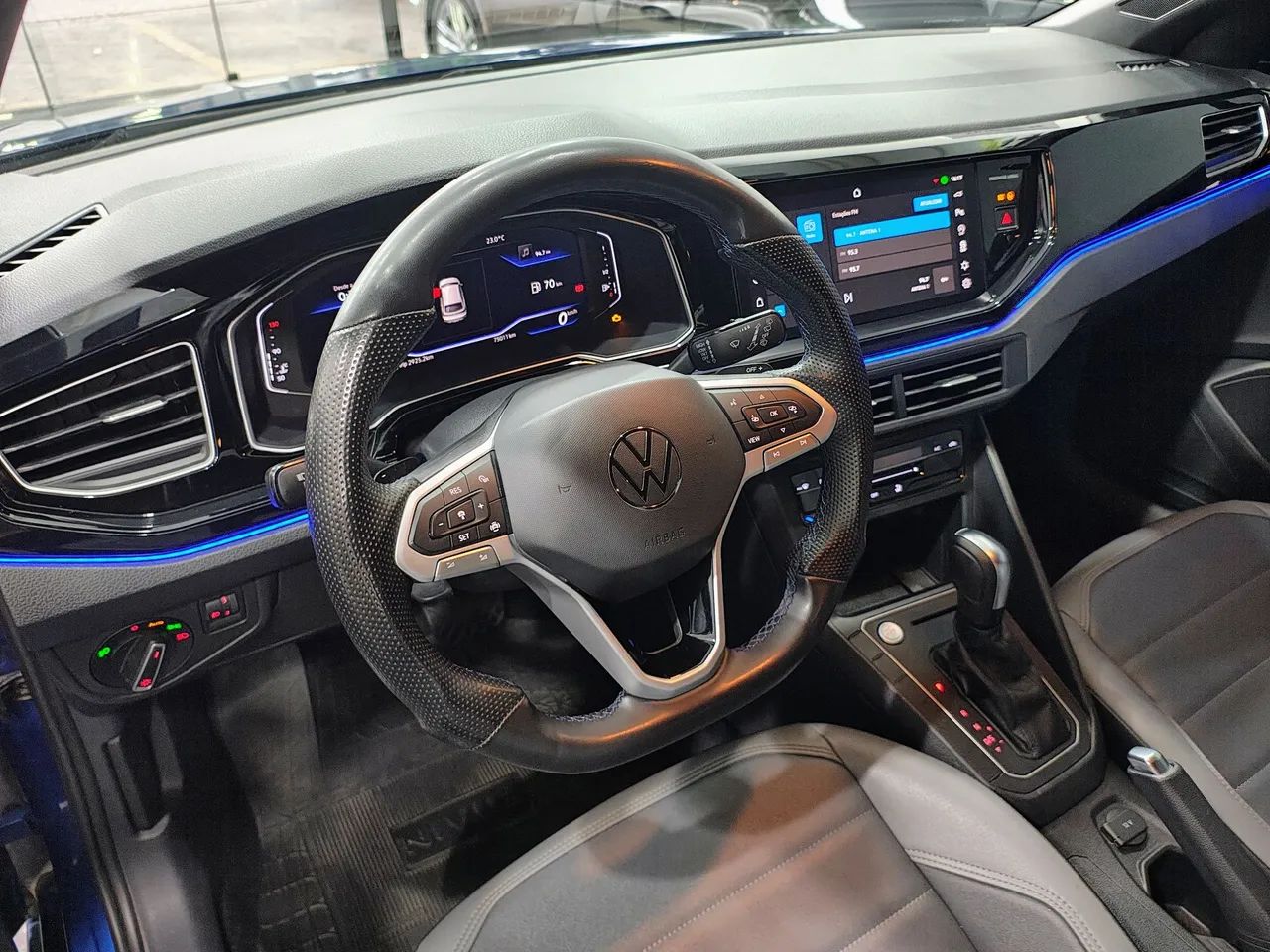Volkswagen Nivus Highline 1.0 200 TSI Flex Aut., foto 11 de 19
