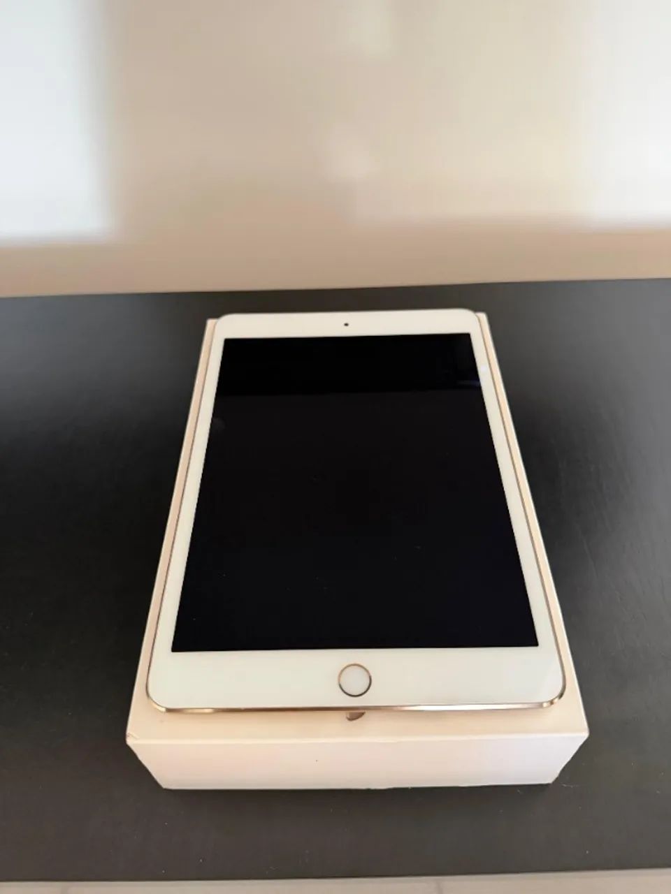 iPad mini 3 64GB Wi-Fi Retina em perfeito estado com caixa