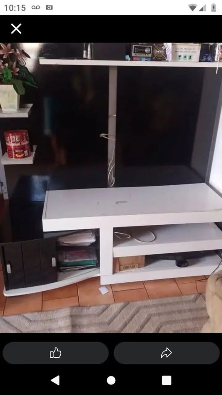 Rack estante com detalhes